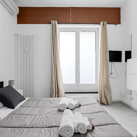 Porta Romana - Qc Terme, 10min Duomo Apartment